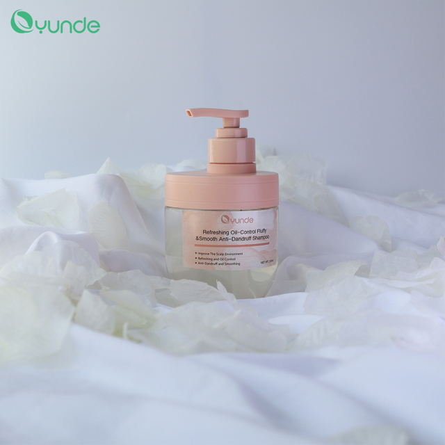 Oil control refreshing anti-dandruff shampoo