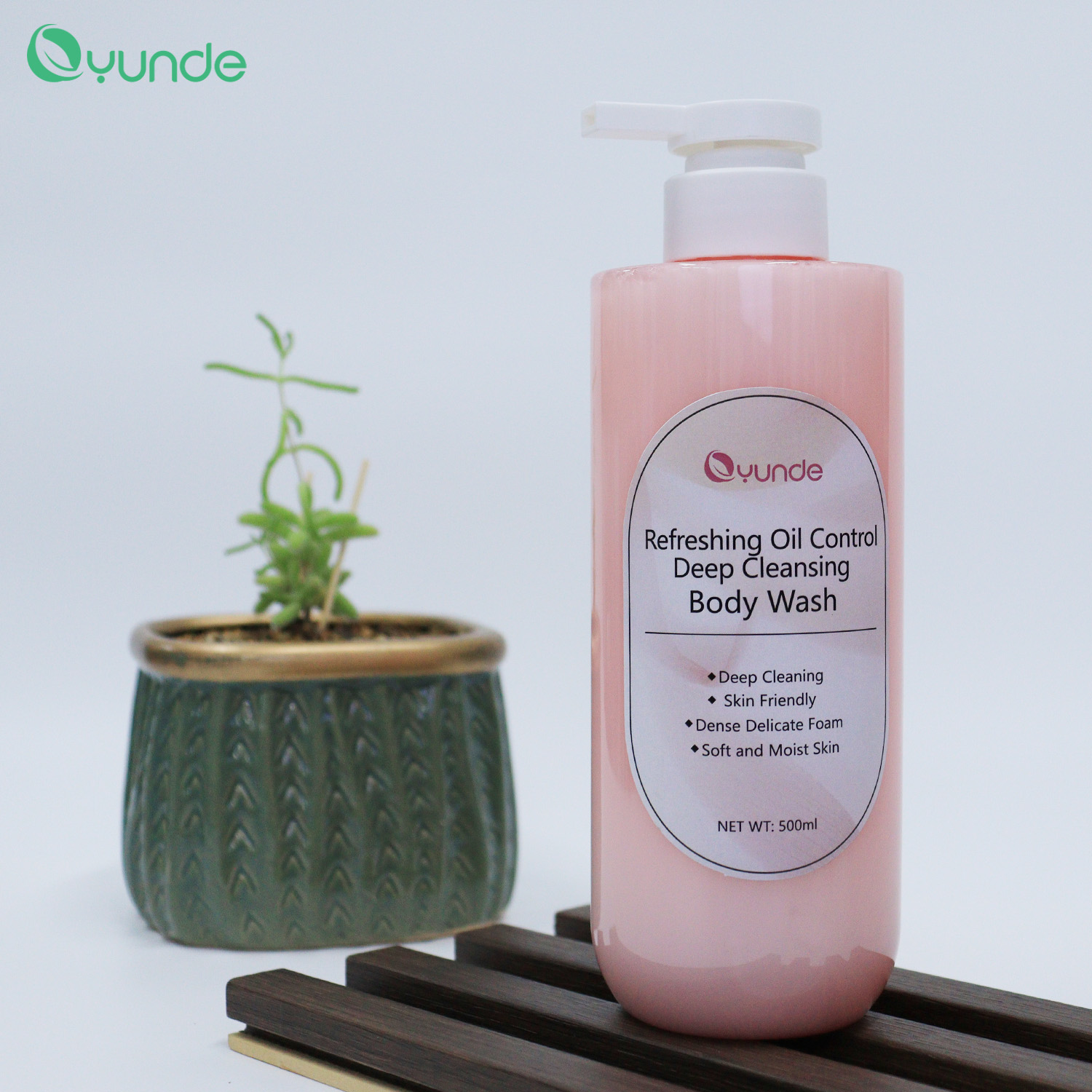 Hydra Clean Deep Moisturizing Shower Gel – Gentle Cleansing & Long-Lasting Hydration