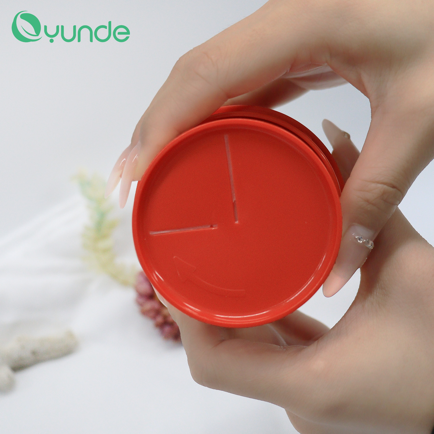 Citrus Makeup Remover Cream Hydrates Skin While Removing Makeup Easily