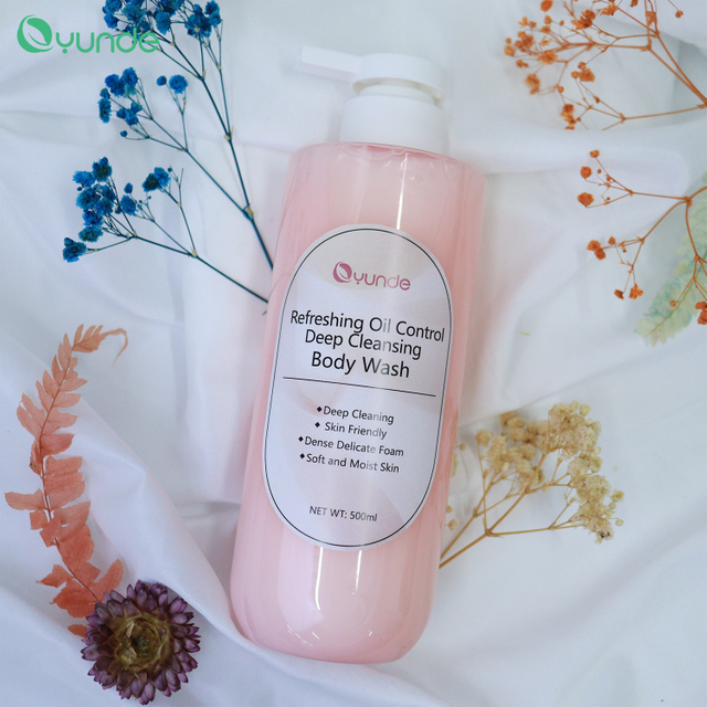 Hydra Clean Deep Moisturizing Shower Gel – Gentle Cleansing & Long-Lasting Hydration