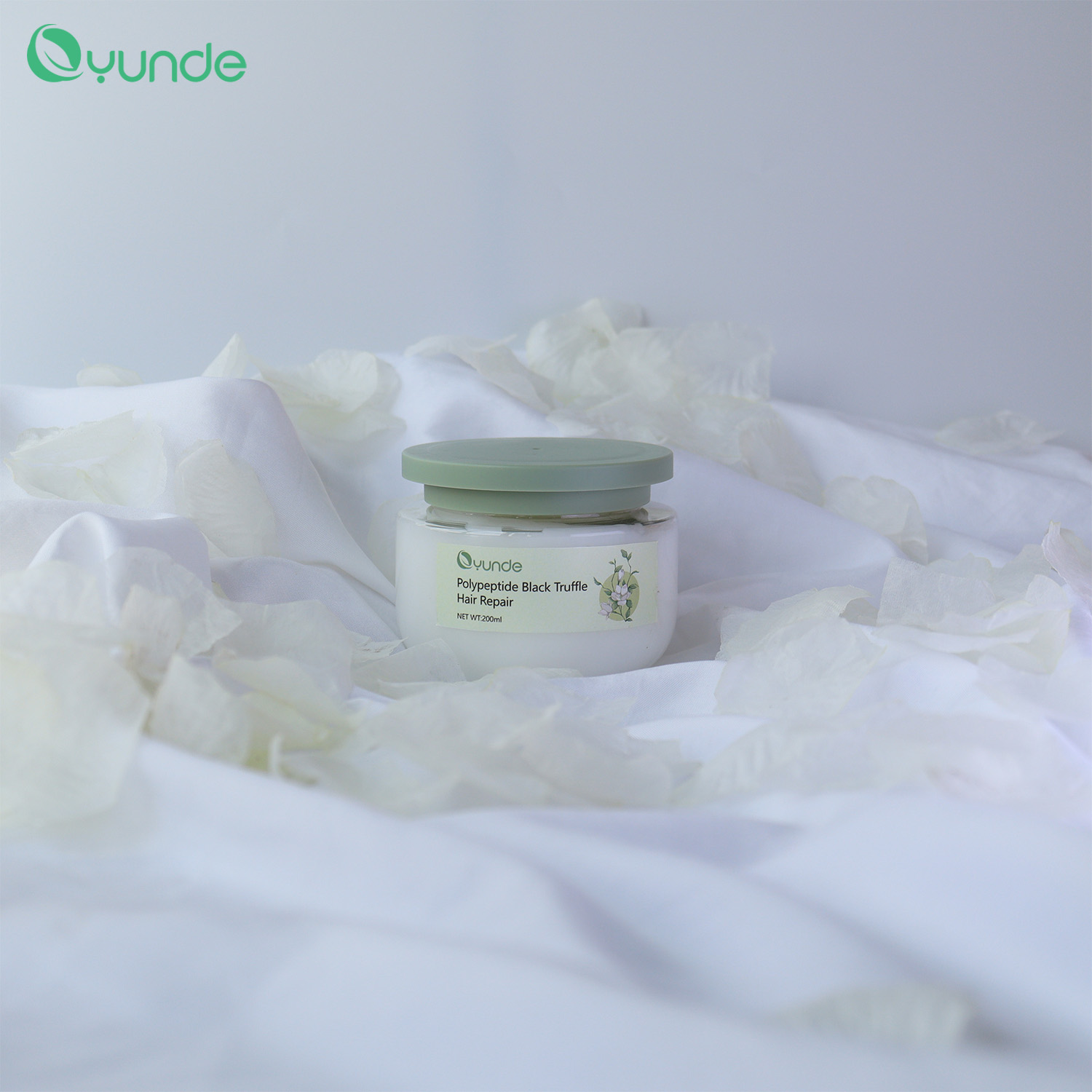Soft Anti-dandruff Conditioner Derived From Natural Plants