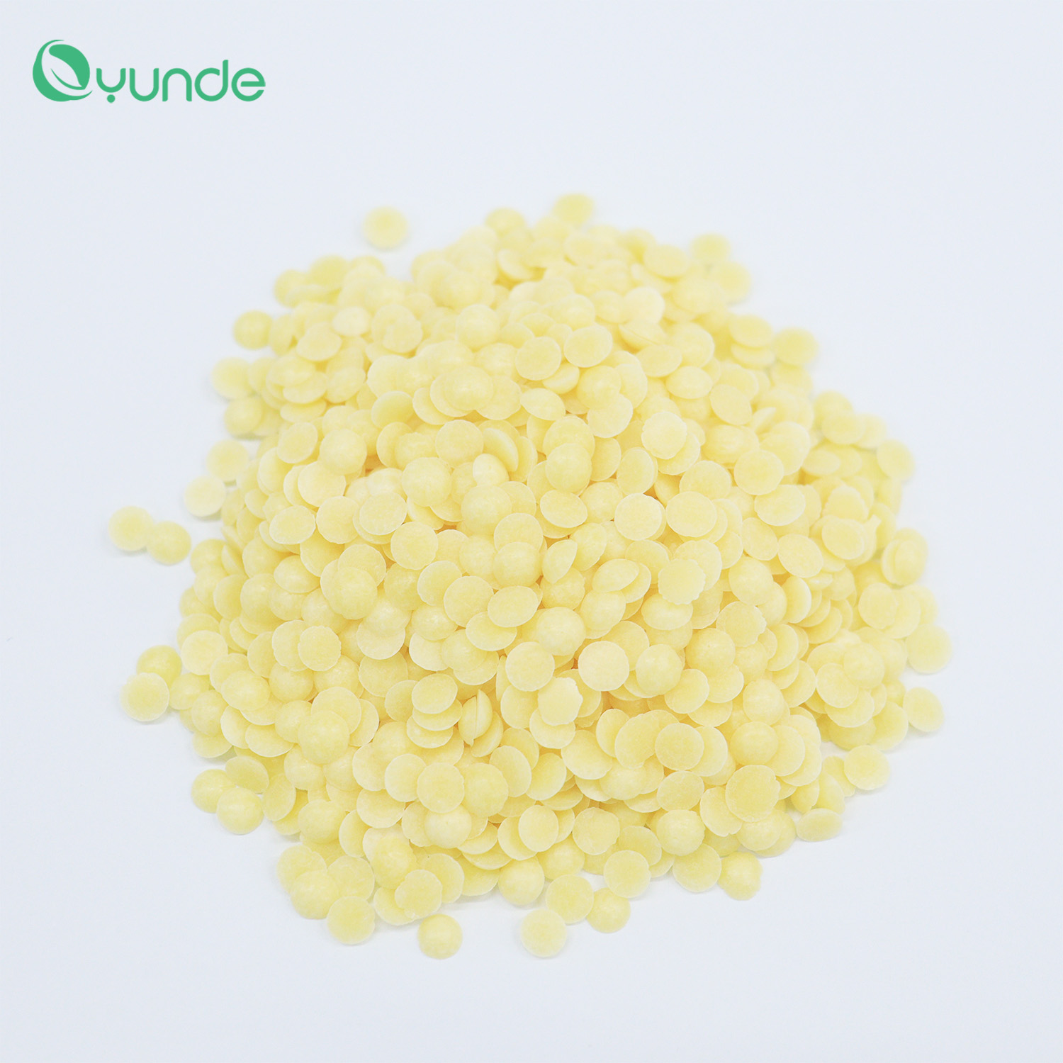 Tailor-made Laundry Scent Beads Crafted To Preserve The Richness And Vibrancy Of Dark Fabrics.