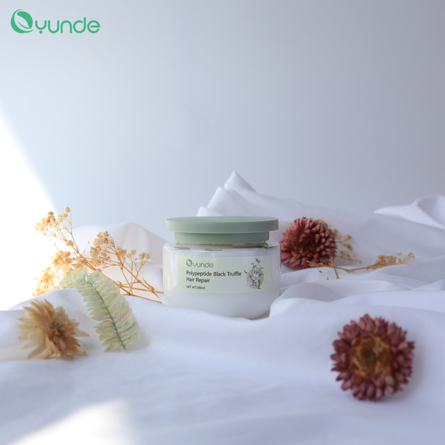 Soft Anti-dandruff Conditioner Derived From Natural Plants