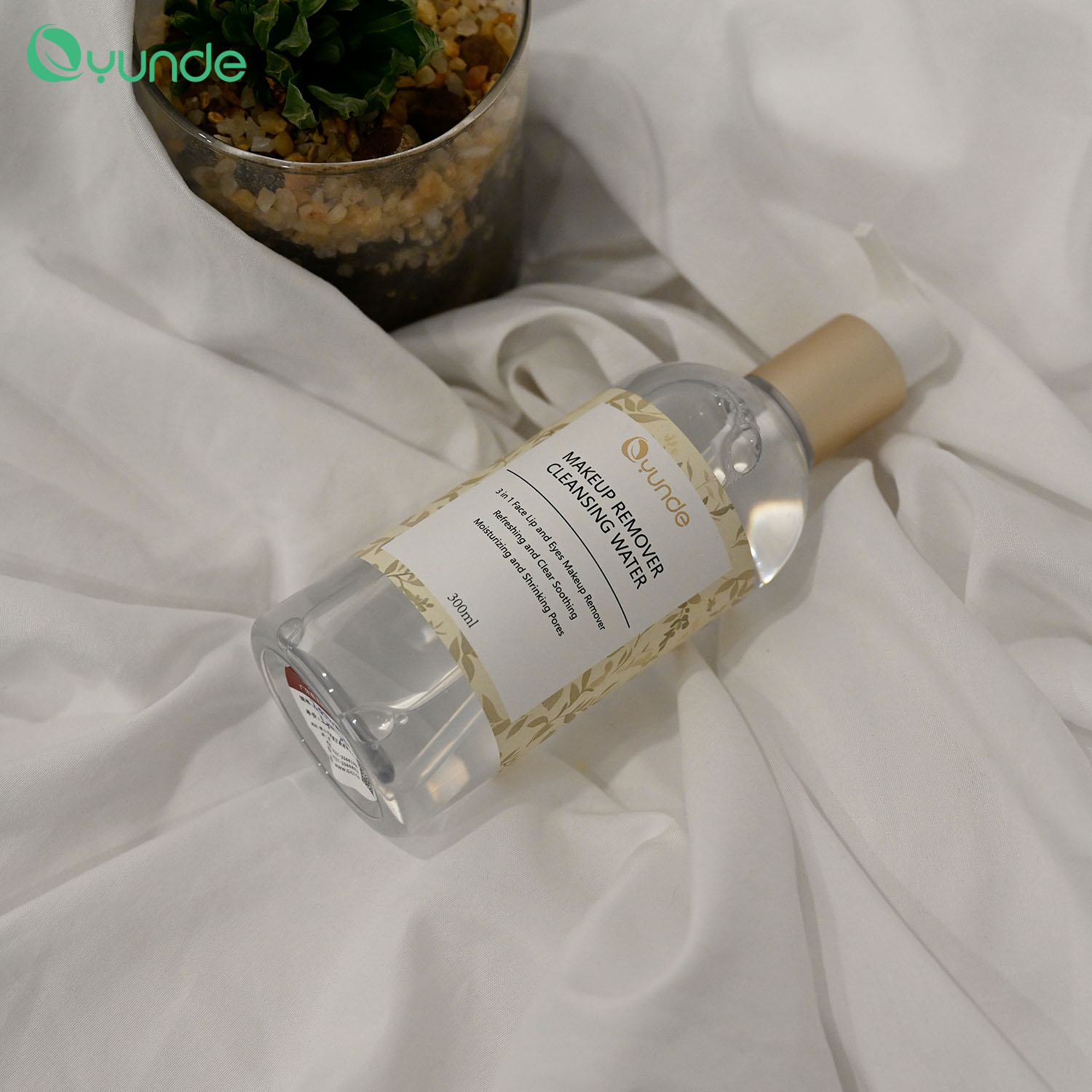 Gentle & Refreshing Makeup Remover Water for Sensitive Skin