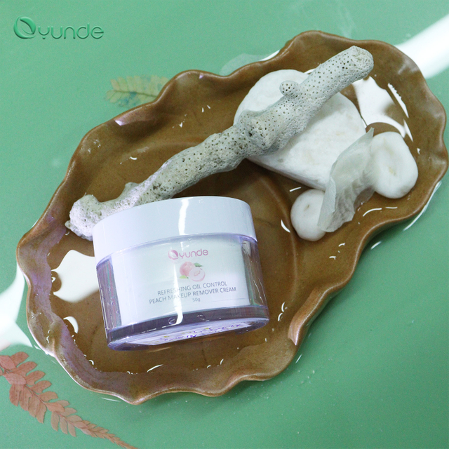 Peach Makeup Remover Cream Gently Cleanses And Hydrates Your Skin