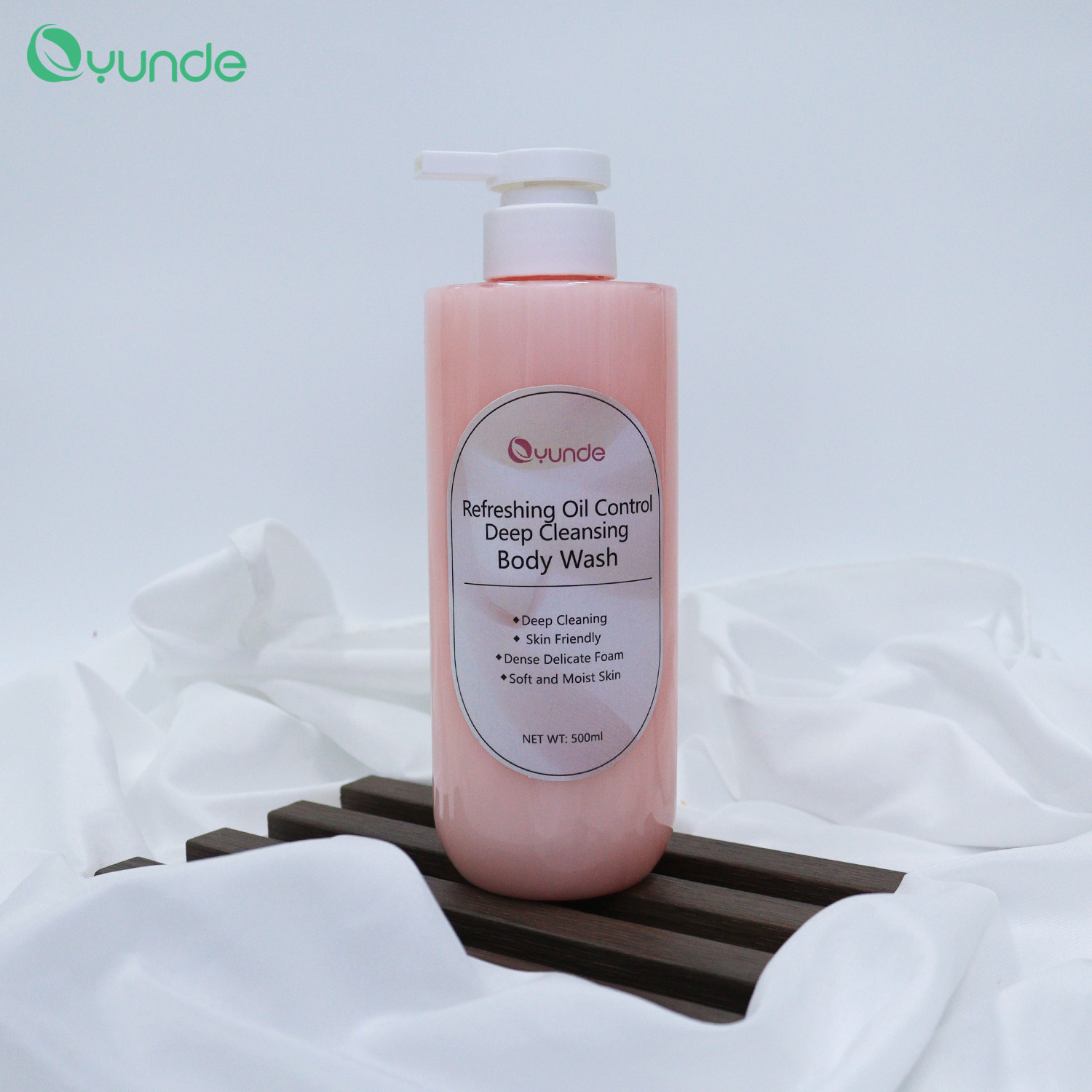 Hydra Clean Deep Moisturizing Shower Gel – Gentle Cleansing & Long-Lasting Hydration
